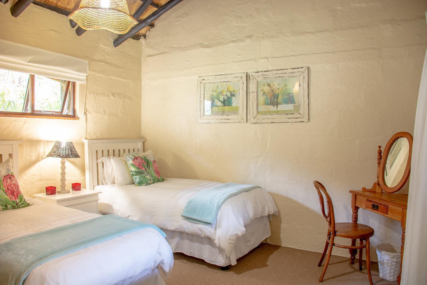 Mahlutshini Lolambazo Country House & Cottage - Giants Castle Drakensberg חדר תמונה