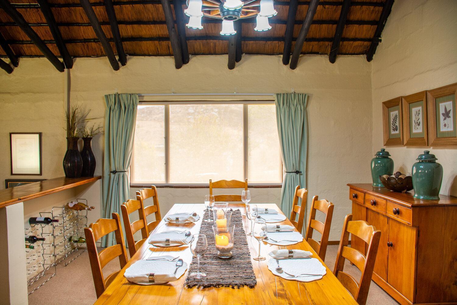 Mahlutshini Lolambazo Country House & Cottage - Giants Castle Drakensberg חדר תמונה