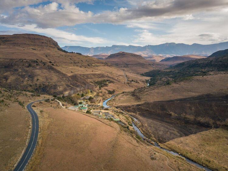 Mahlutshini Lolambazo Country House & Cottage - Giants Castle Drakensberg חדר תמונה